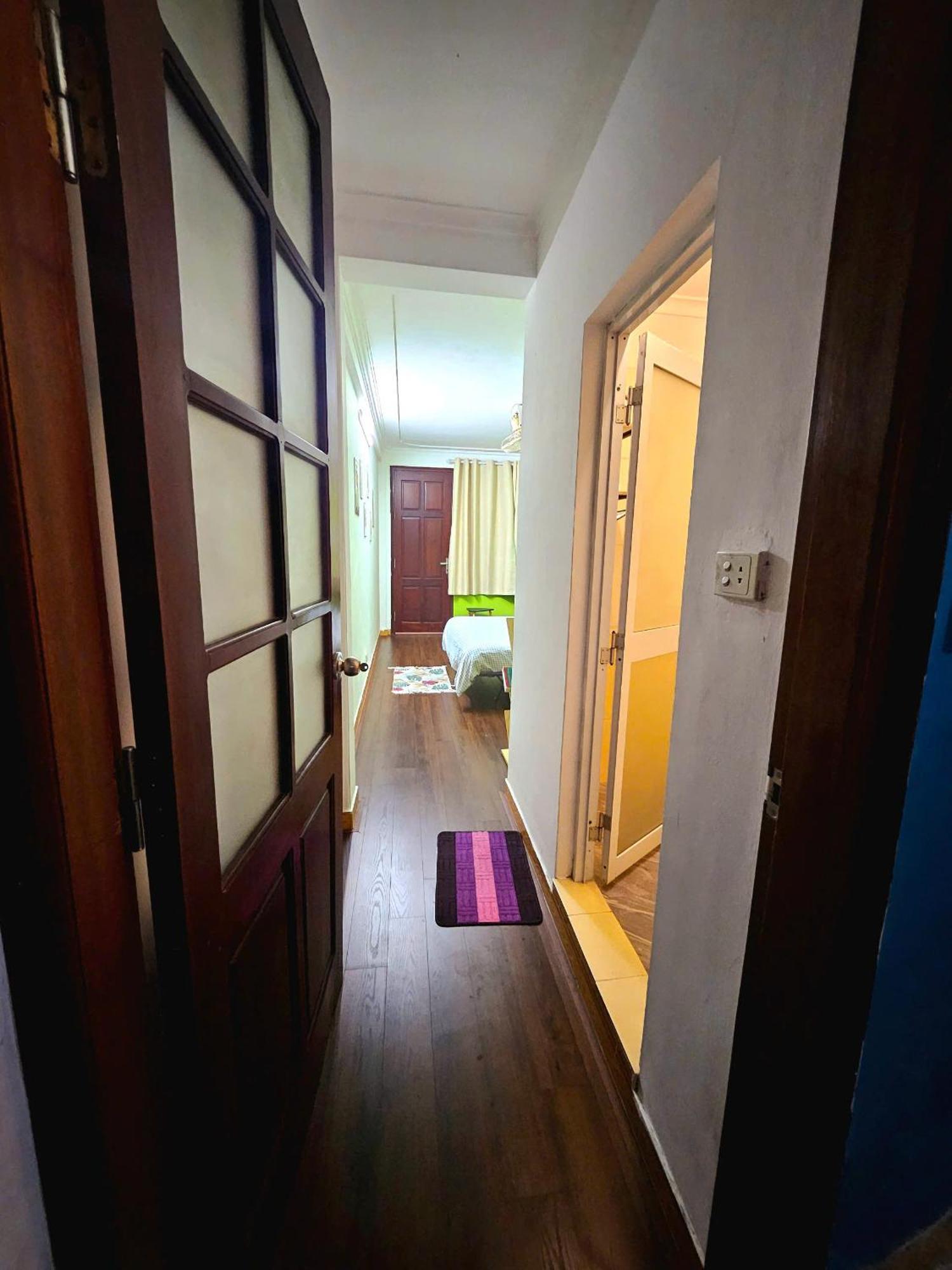 Rainbow Homestay - No 8 Alley 18B Tong Dan Hanoi Buitenkant foto