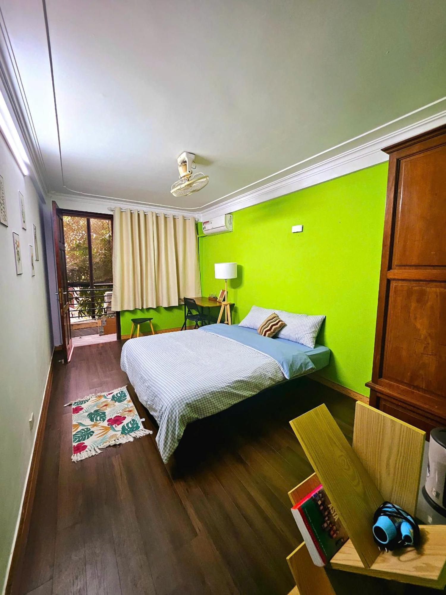 Rainbow Homestay - No 8 Alley 18B Tong Dan Hanoi Buitenkant foto